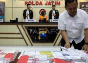 Polisi Ungkap Kasus Penipuan Online Bermodus Investasi dengan Kerugian Miliaran Rupiah